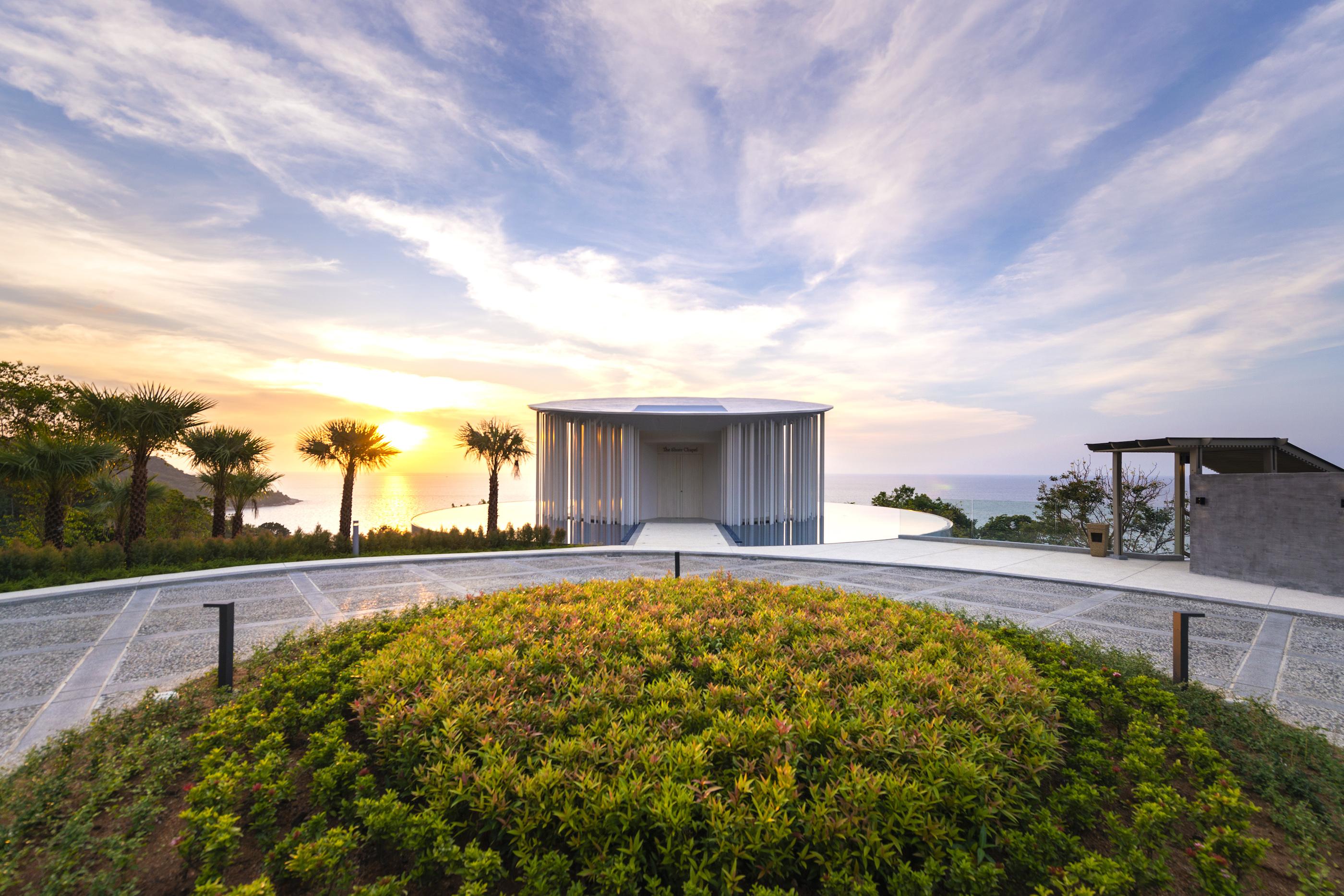 The Shore At Katathani - Adult Only - Sha Extra Plus Екстериор снимка The Chapel of Remembrance at the National Memorial Cemetery of the United States
